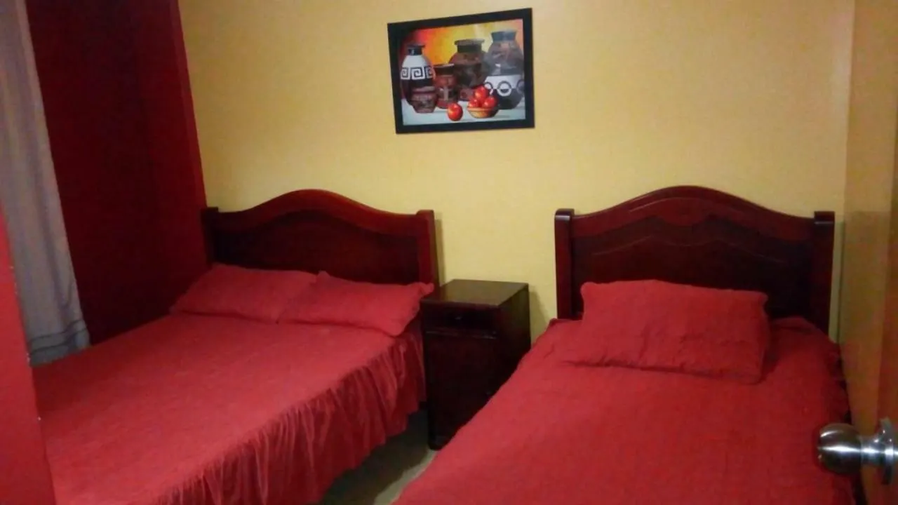 Hostal Mitad Del Mundo Quito